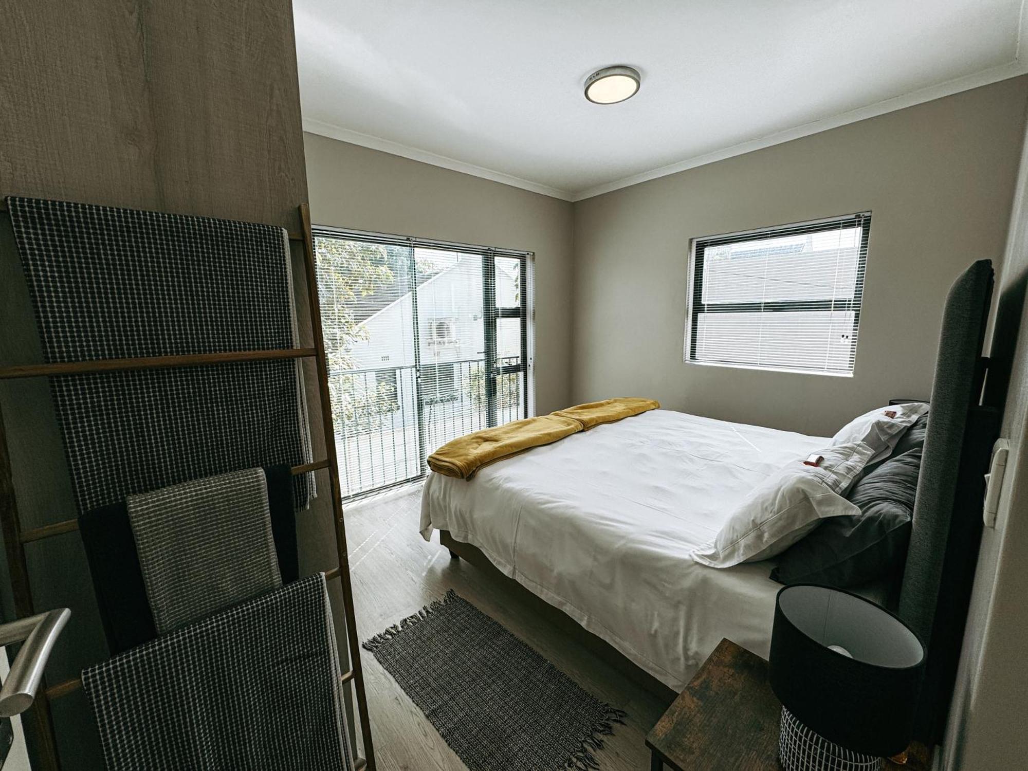 Nemesia Court Apartment Durbanville Bagian luar foto