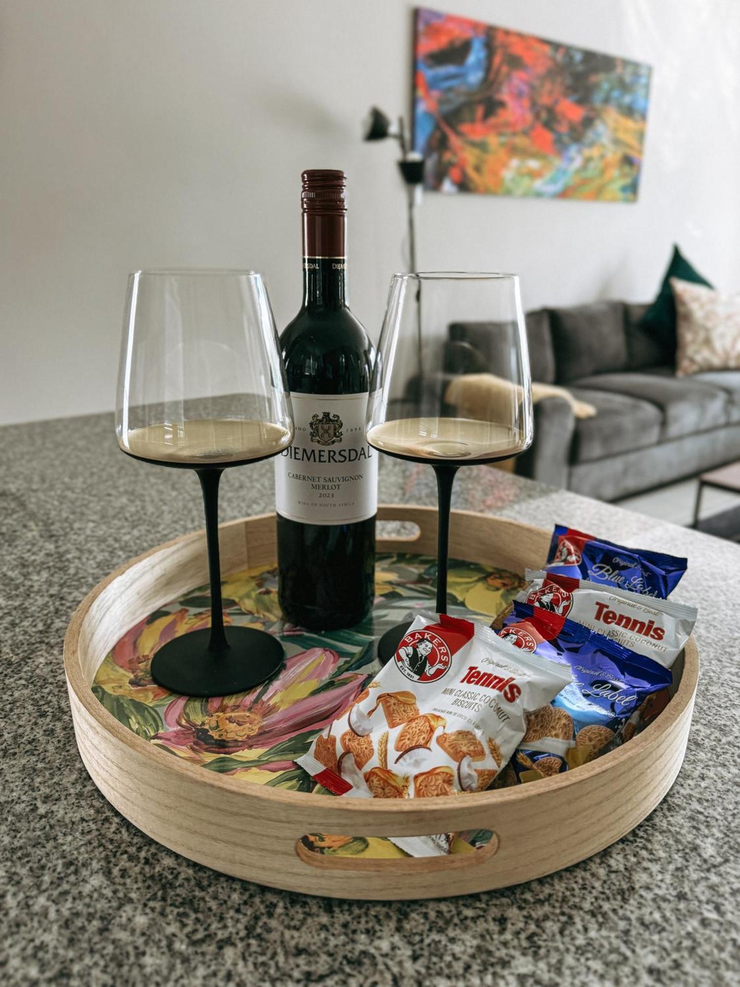 Nemesia Court Apartment Durbanville Bagian luar foto