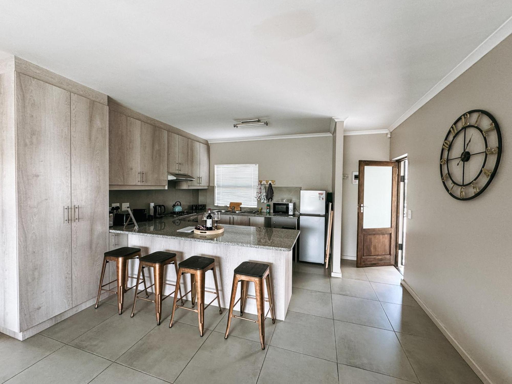 Nemesia Court Apartment Durbanville Bagian luar foto