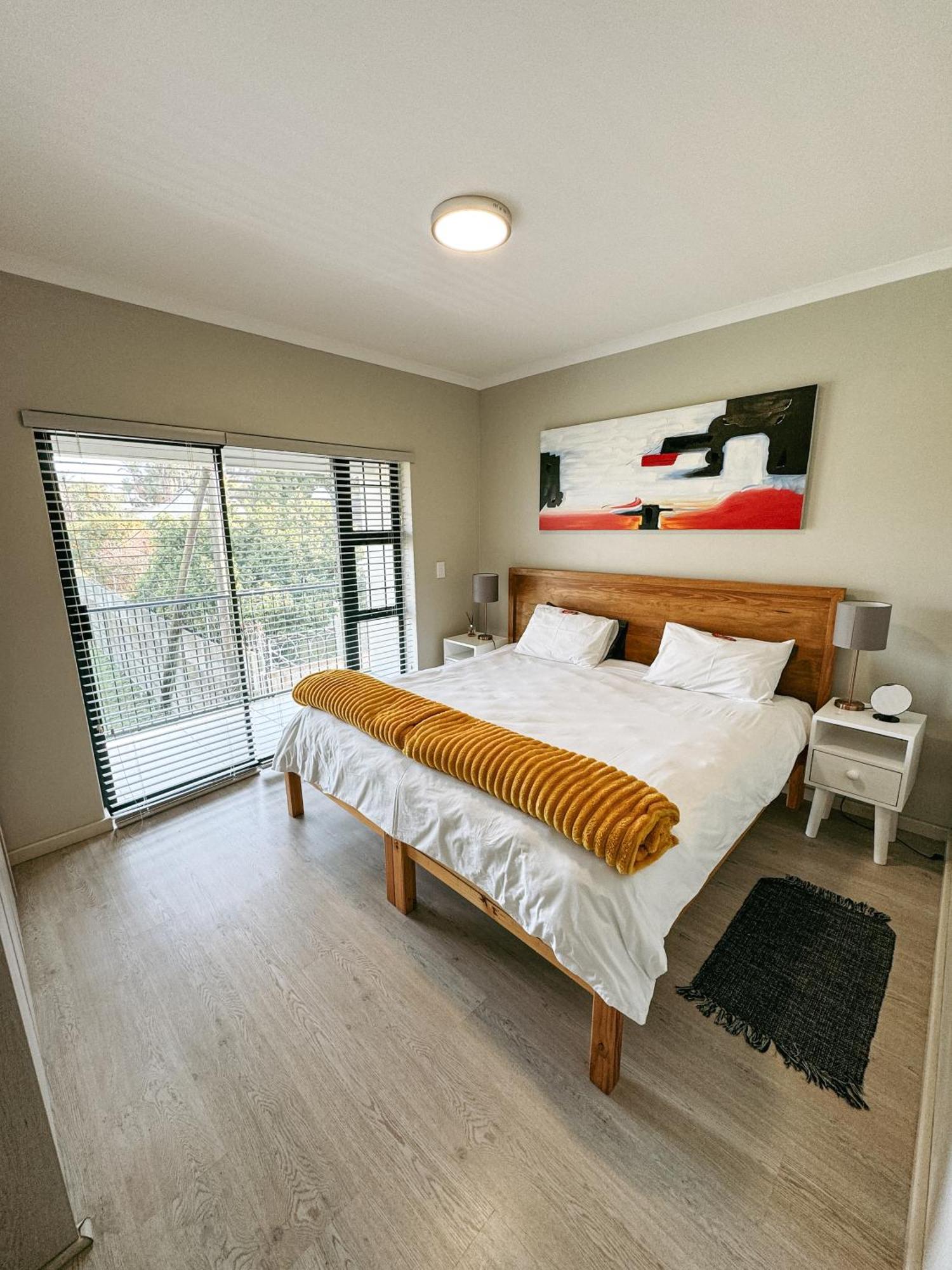 Nemesia Court Apartment Durbanville Bagian luar foto