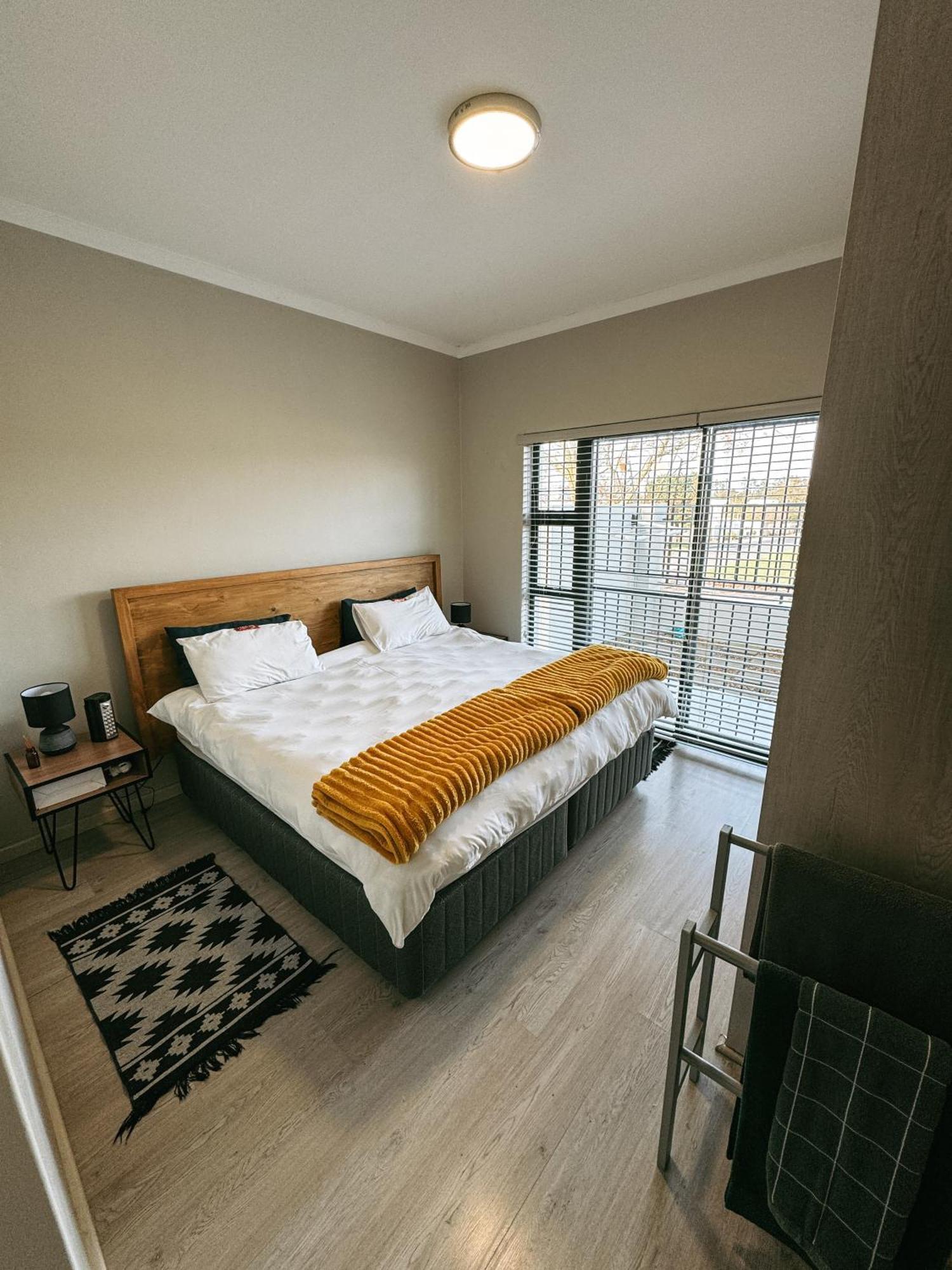 Nemesia Court Apartment Durbanville Bagian luar foto