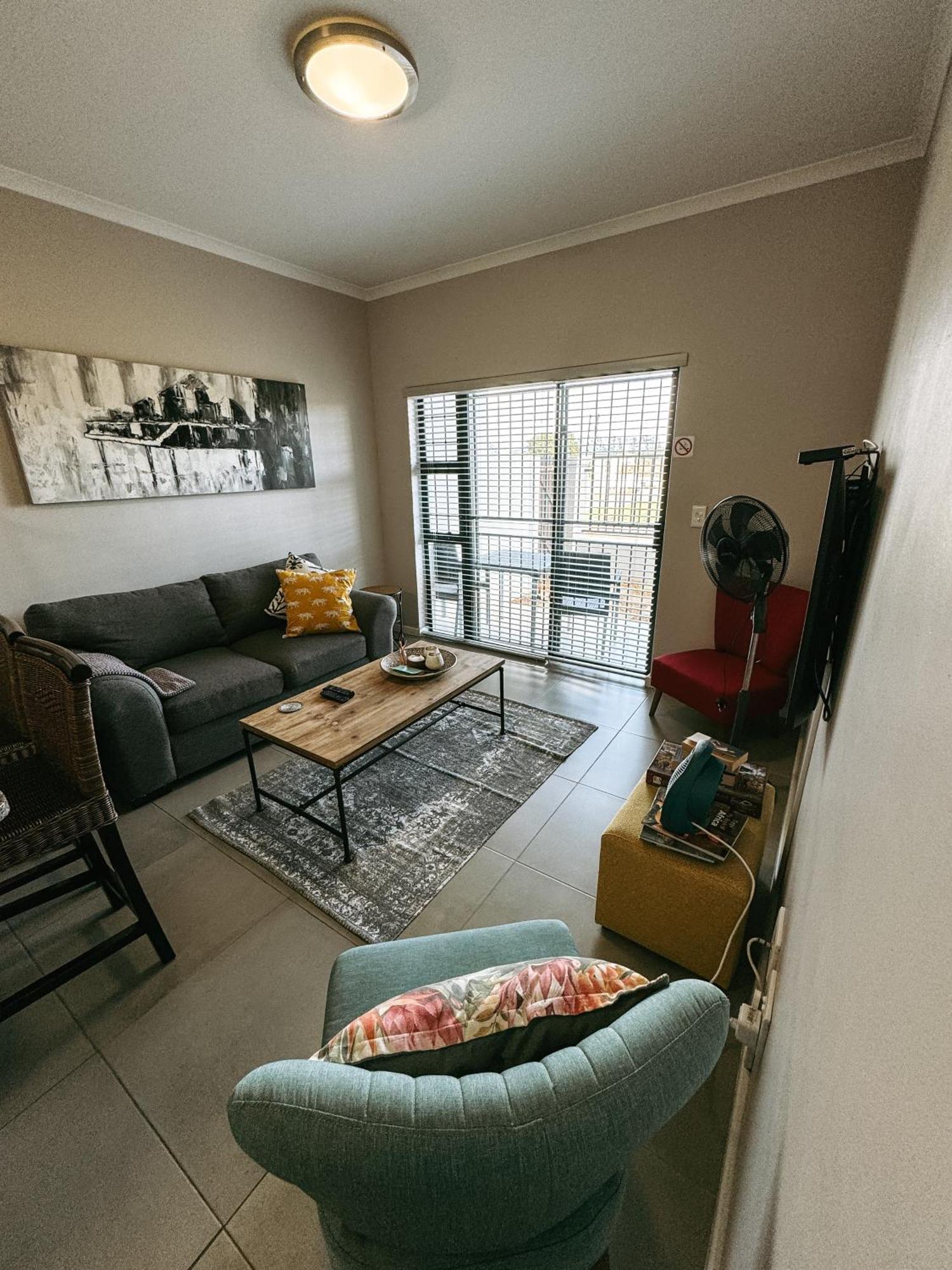 Nemesia Court Apartment Durbanville Bagian luar foto