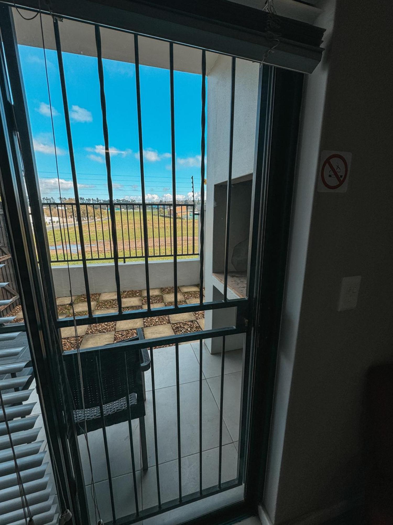 Nemesia Court Apartment Durbanville Bagian luar foto