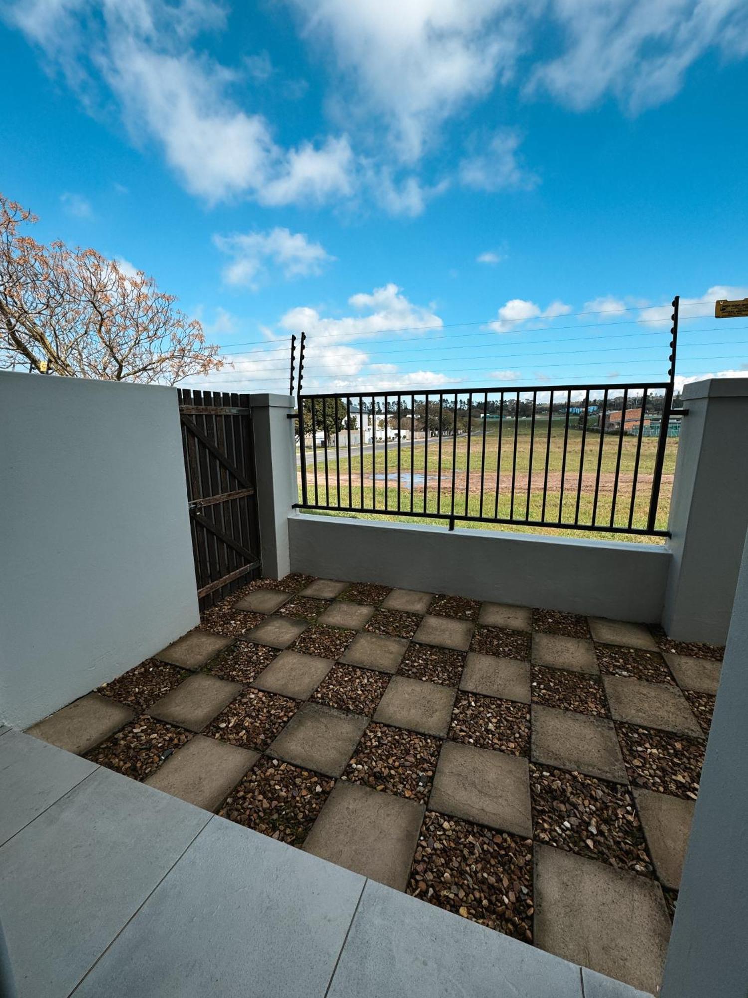 Nemesia Court Apartment Durbanville Bagian luar foto